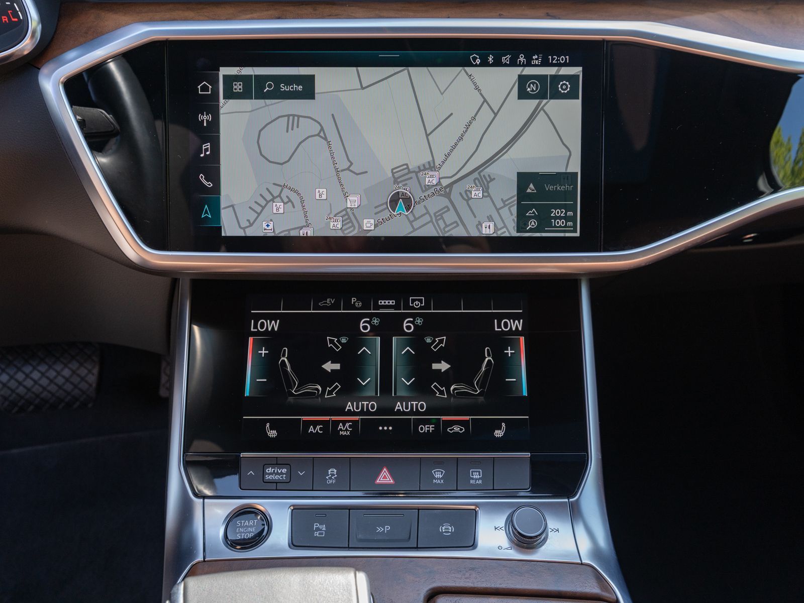 Fahrzeugabbildung Audi A6 Avant design 50TFSI e quattro MATRIX PANO B&O