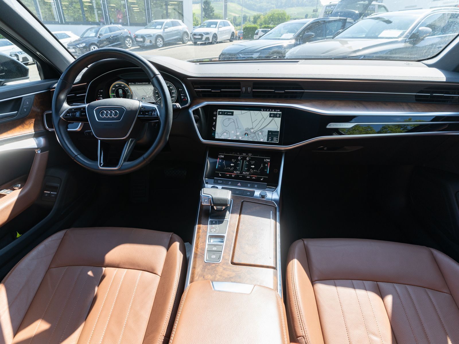 Fahrzeugabbildung Audi A6 Avant design 50TFSI e quattro MATRIX PANO B&O