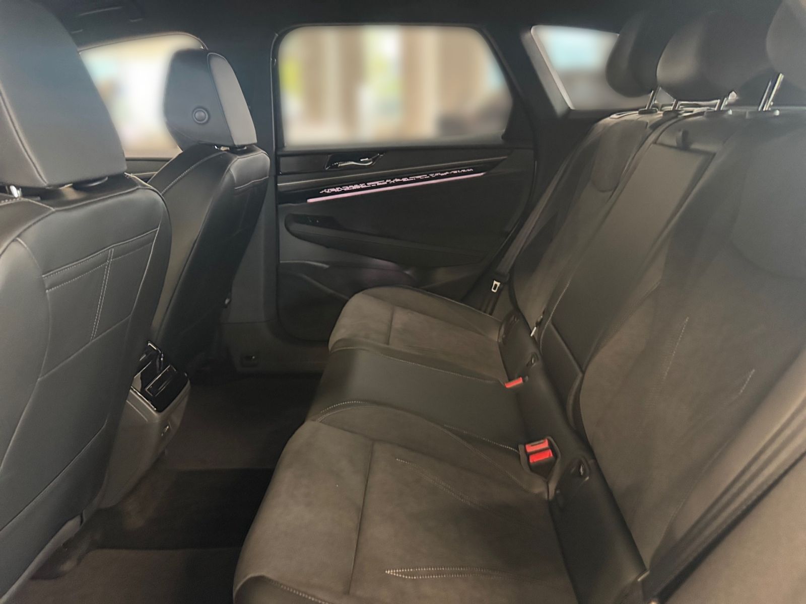 Fahrzeugabbildung Volkswagen ID.7 Tourer Pro 210 kW AHK ACC HEAD-UP KAMERA