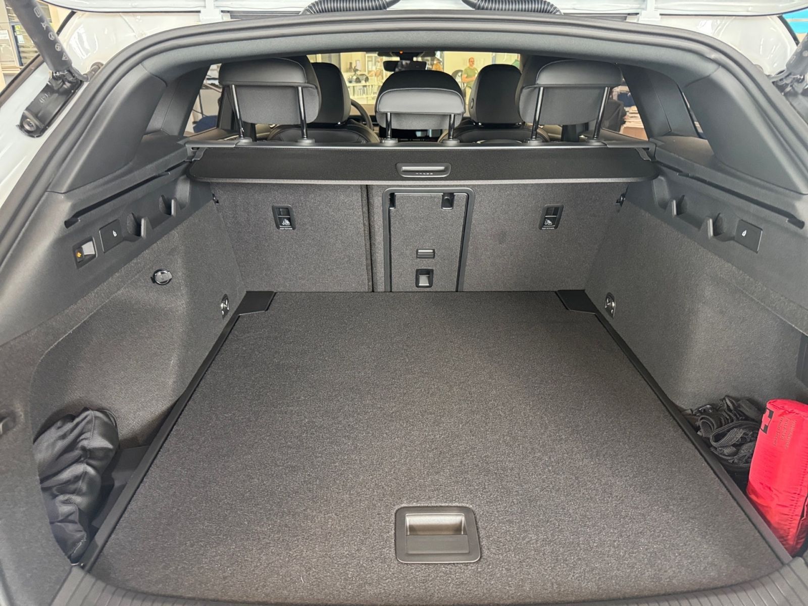 Fahrzeugabbildung Volkswagen ID.7 Tourer Pro 210 kW AHK ACC HEAD-UP KAMERA