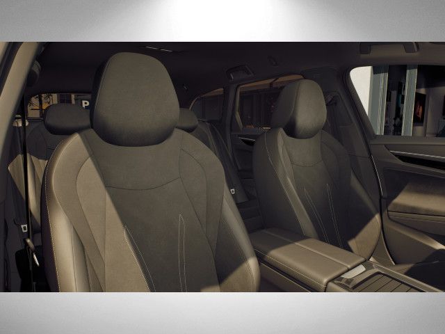 Fahrzeugabbildung Volkswagen ID.7 Tourer Pro 210 kW AHK ACC HEAD-UP KAMERA
