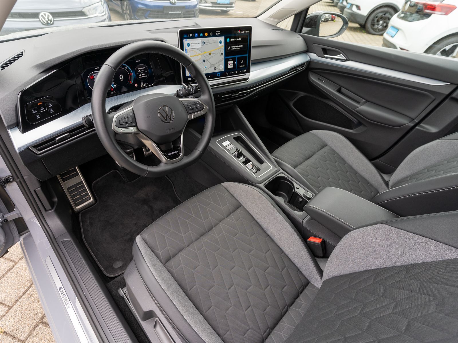Fahrzeugabbildung Volkswagen Golf Variant Energy 2.0TDI DSG LED Navi 360° AHK
