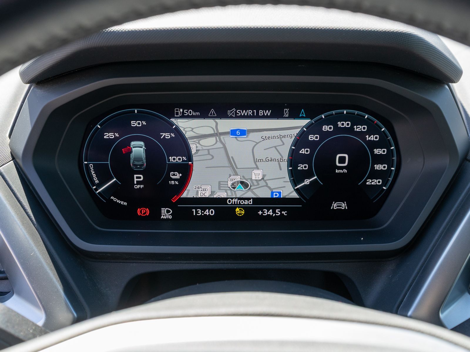 Fahrzeugabbildung Audi Q4 45 e-tron quattro LED Navi PDC SHZ GRA VC