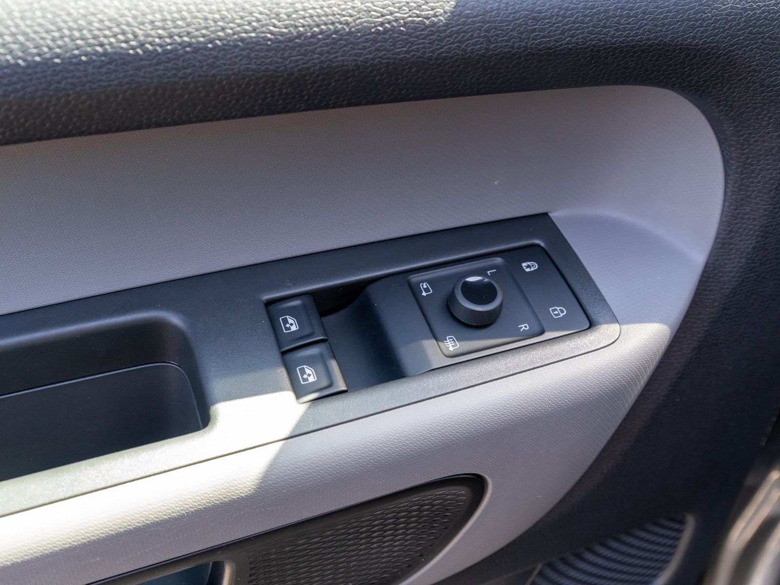 Fahrzeugabbildung Volkswagen ID.Buzz Pro LED Navi PDC ACC SHZ
