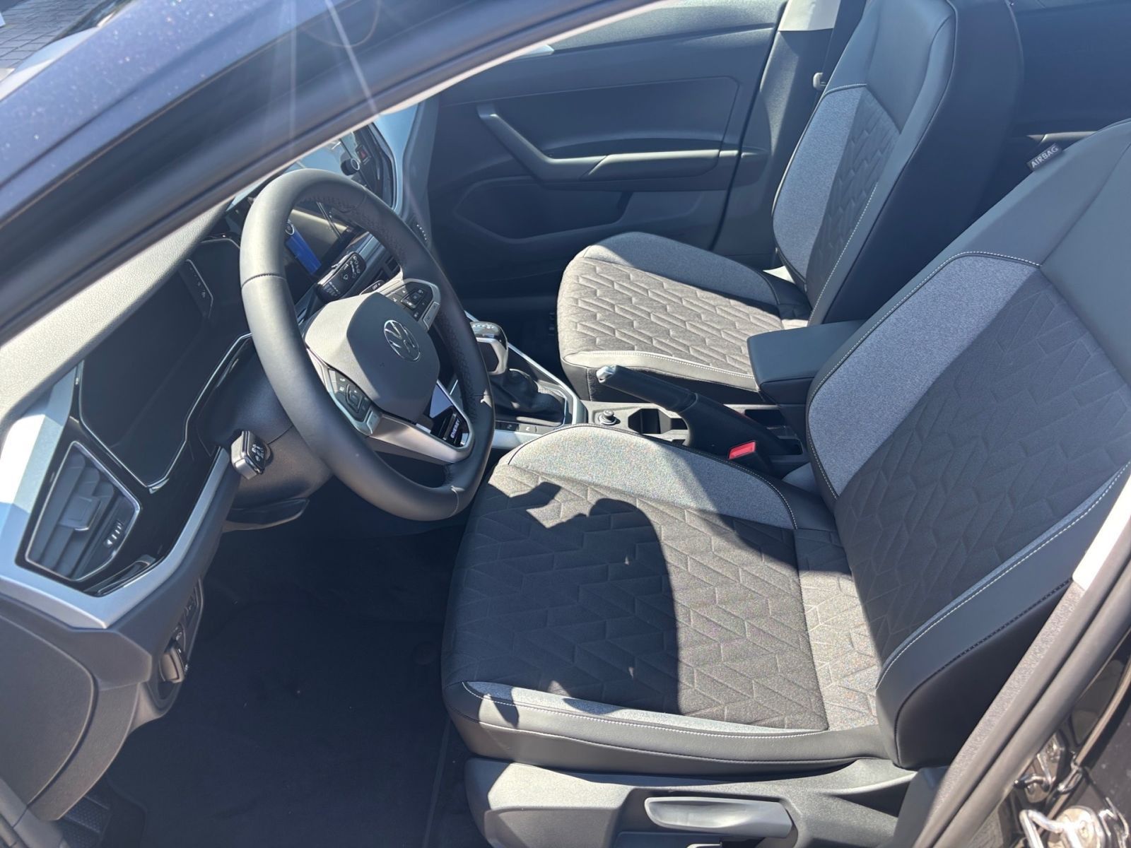 Fahrzeugabbildung Volkswagen Polo ENERGY 1.0 TSI DSG Rückfahr-K. Digit.-Cockp