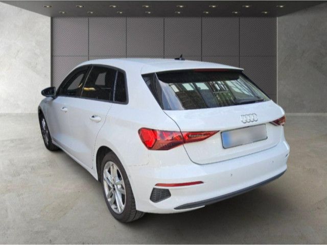 Fahrzeugabbildung Audi A3 Sportback 40 TFSI e Stronic LED Navi SHZ RFK