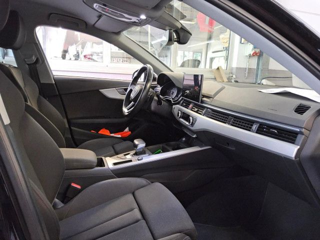 Fahrzeugabbildung Audi A4 Avant 40TDI S tronic LED Navi SHZ ACC PDC AHK