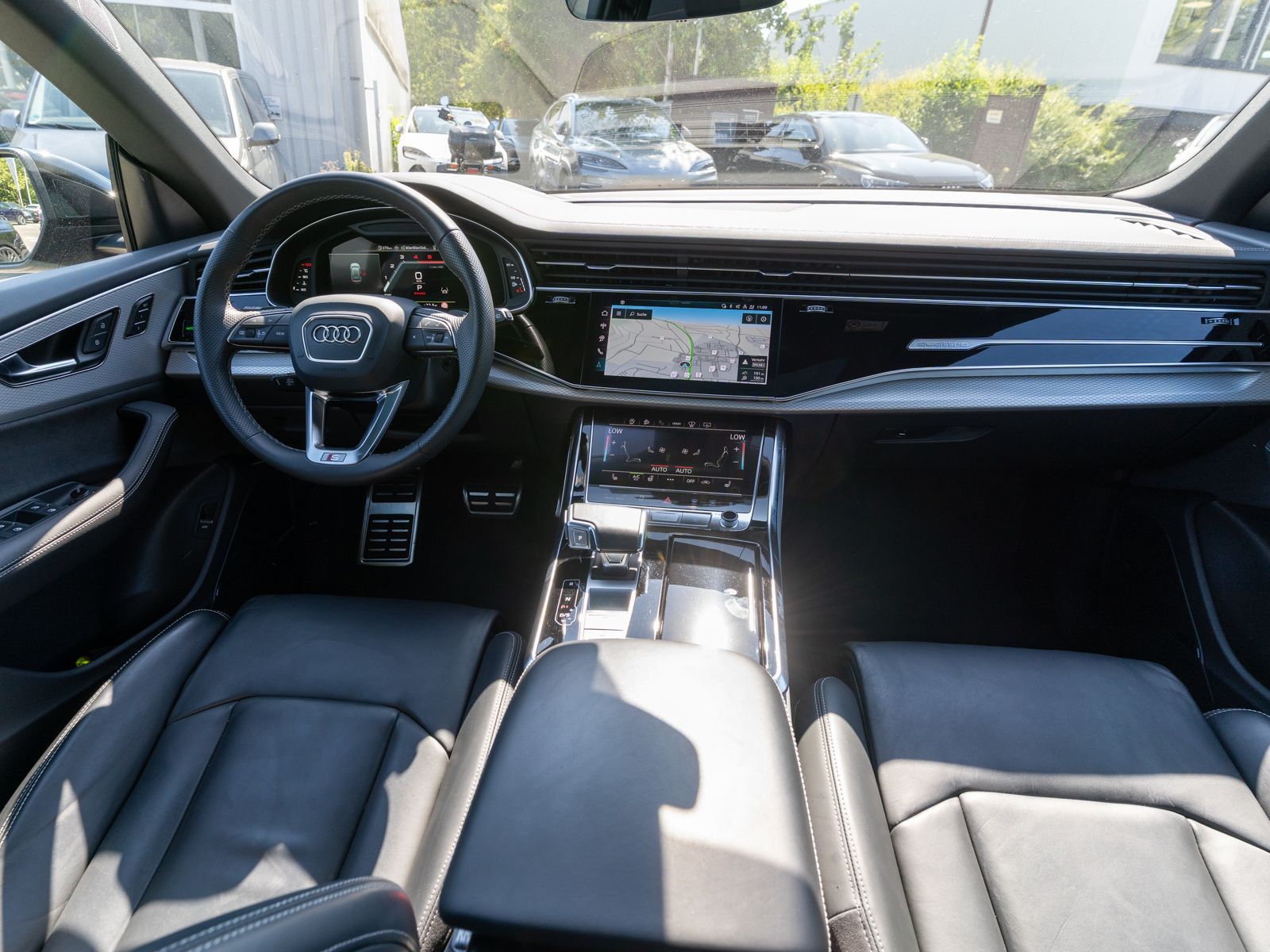 Fahrzeugabbildung Audi Q8 S line 50TDI quattro NAVI MATRIX PANO B&O AHK