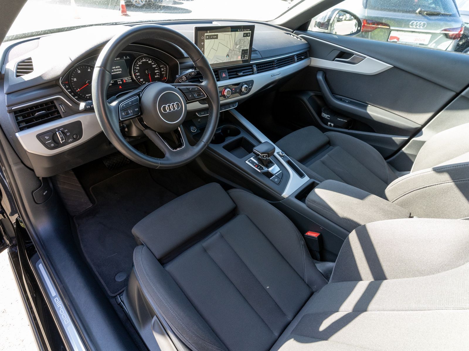 Fahrzeugabbildung Audi A4 allroad quattr 40TDI Stroni LED Navi SHZ RFK