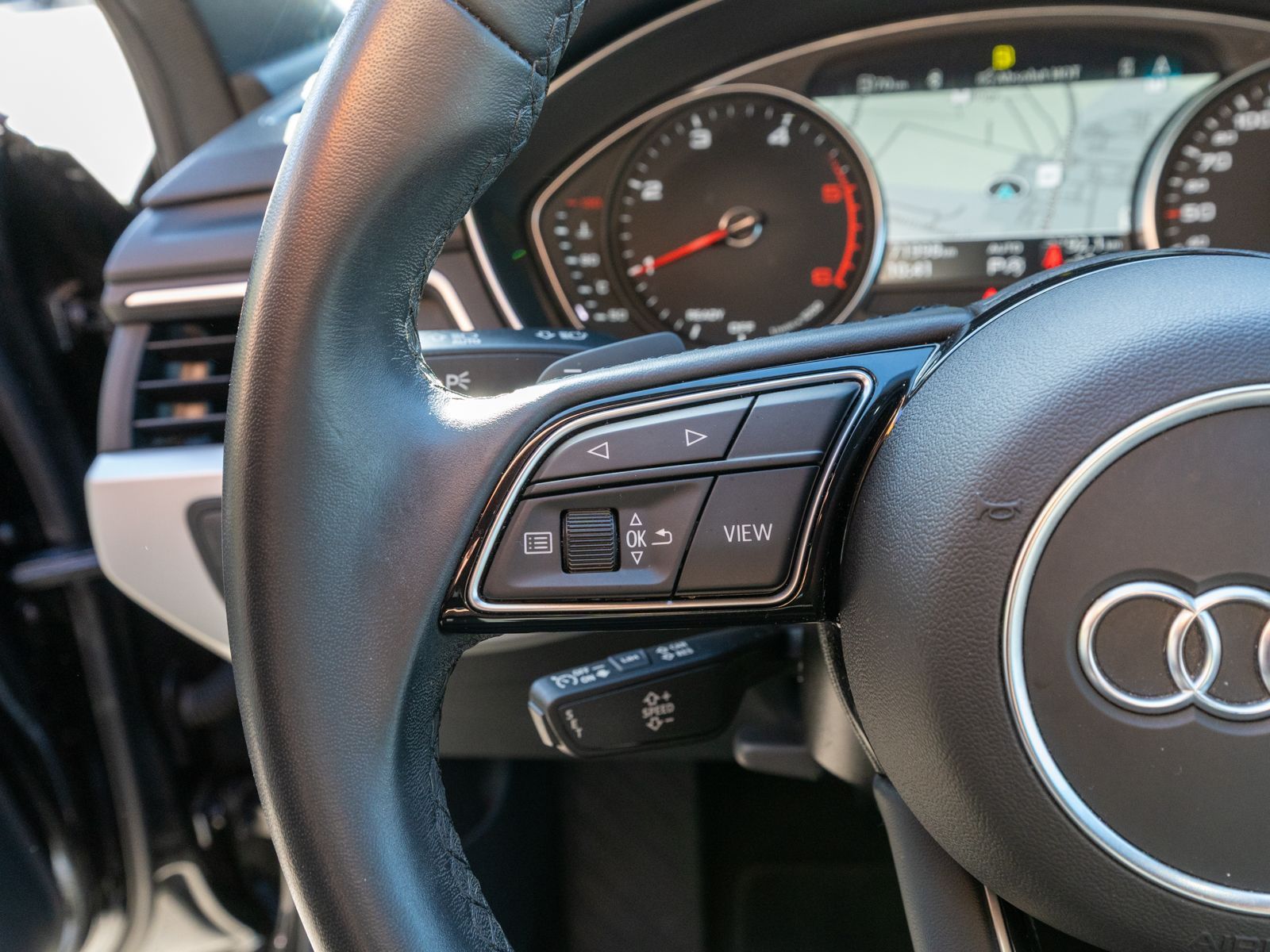Fahrzeugabbildung Audi A4 allroad quattr 40TDI Stroni LED Navi SHZ RFK
