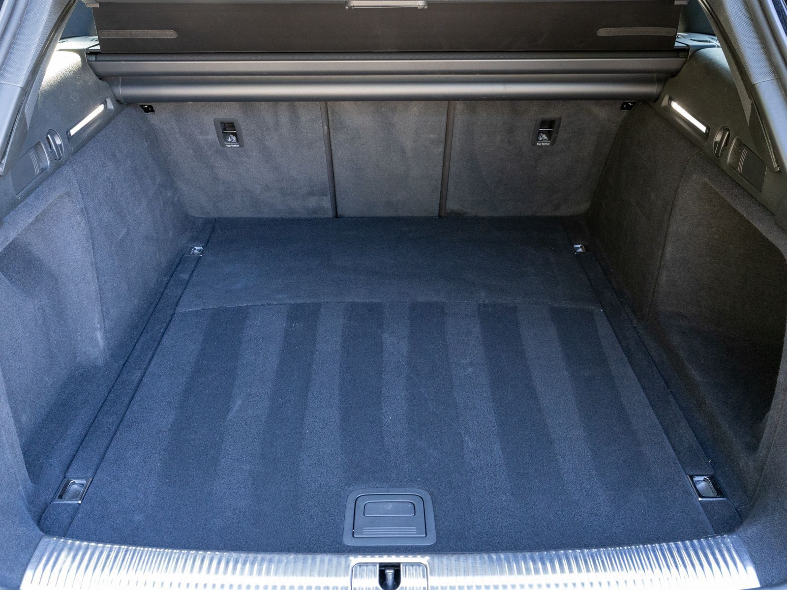 Fahrzeugabbildung Audi A4 allroad quattr 40TDI Stroni LED Navi SHZ RFK