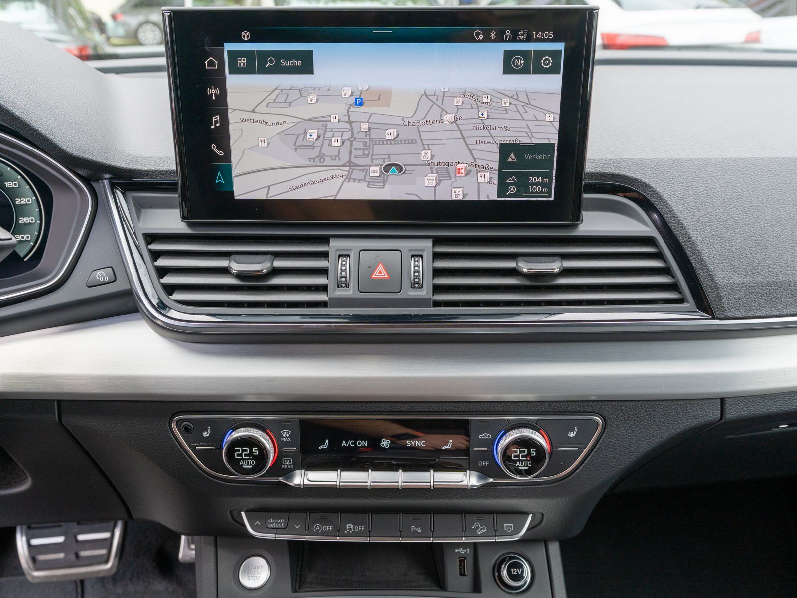 Fahrzeugabbildung Audi Q5 S line 2.0TDI quattr Stronic LED Navi SHZ RFK