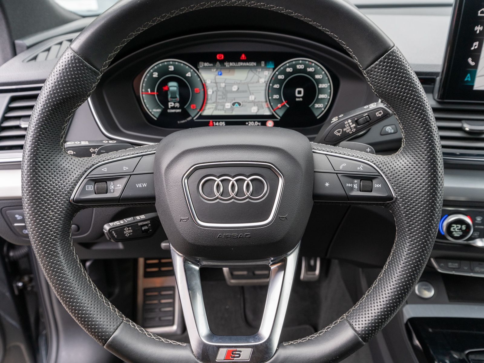 Fahrzeugabbildung Audi Q5 S line 2.0TDI quattr Stronic LED Navi SHZ RFK