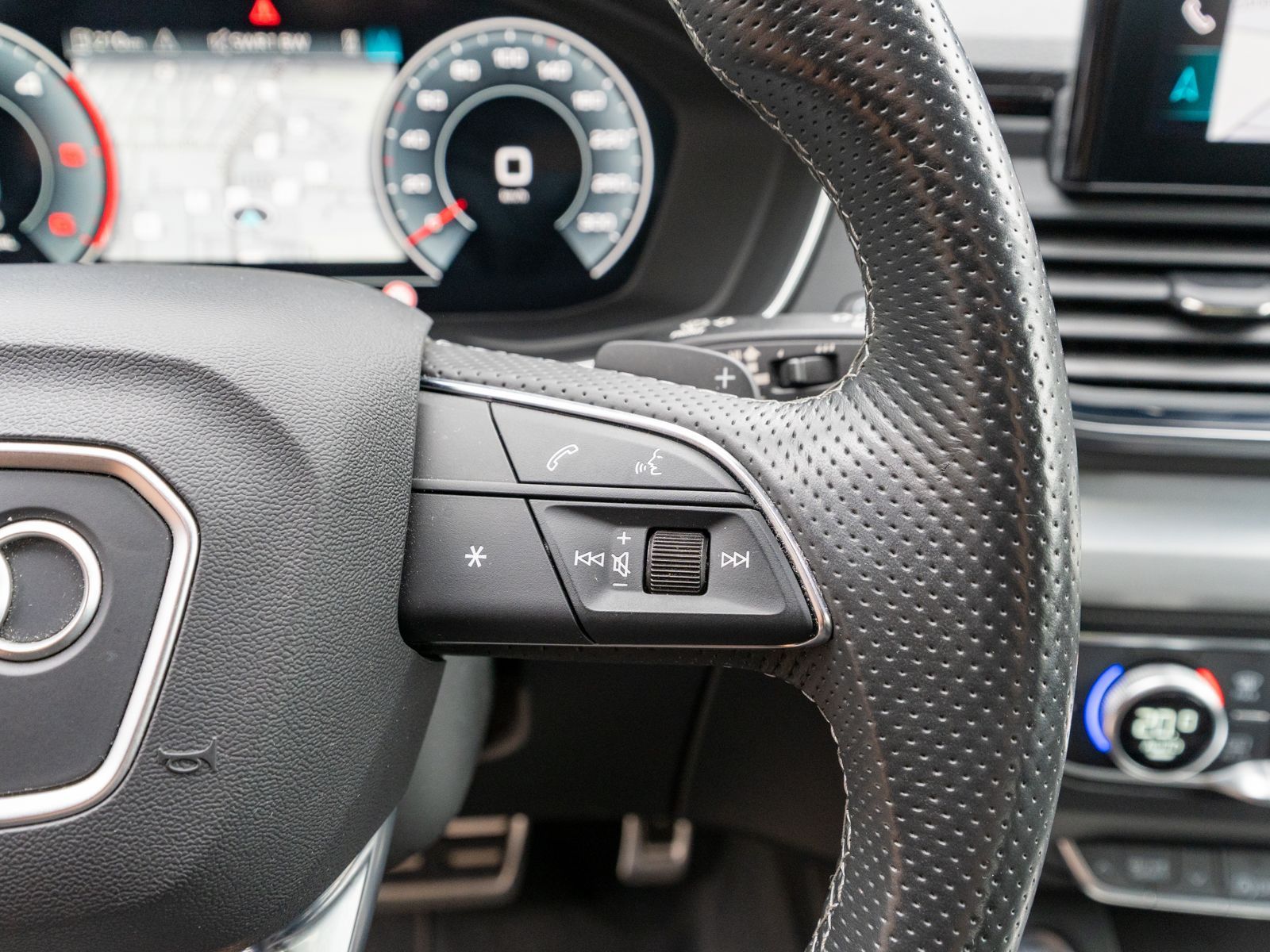 Fahrzeugabbildung Audi Q5 Sportback S line 50TDI quattro LED MATRIX AHK