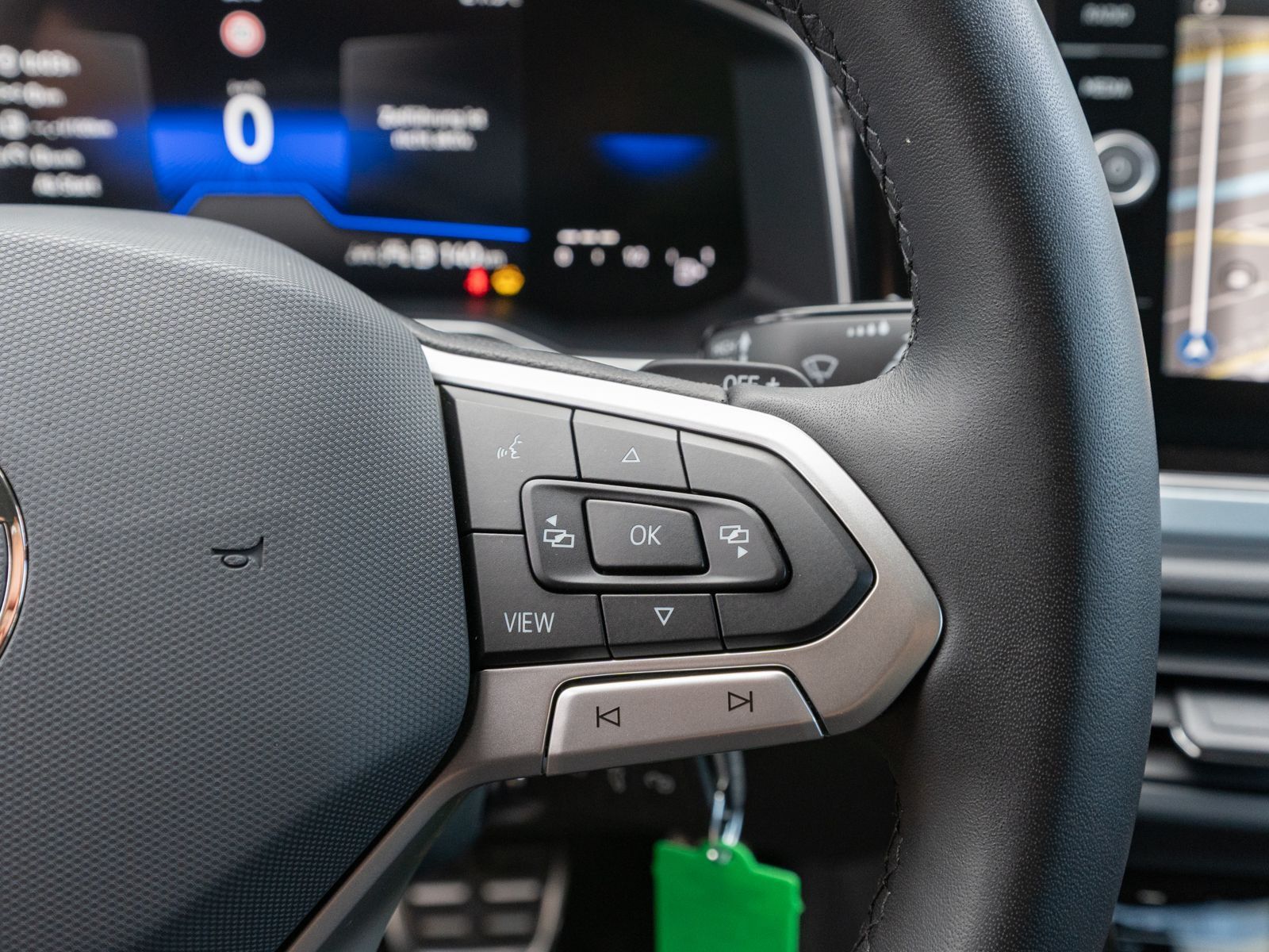 Fahrzeugabbildung Volkswagen Polo Goal 1.0 TSI DSG LED Navi RFK ACC SHZ AHK