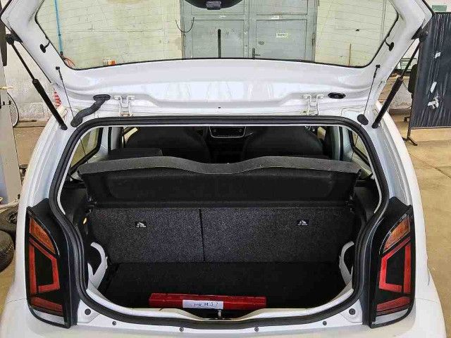 Fahrzeugabbildung Volkswagen e-up! move up! Climatronic RFK PDC CCS SHZ