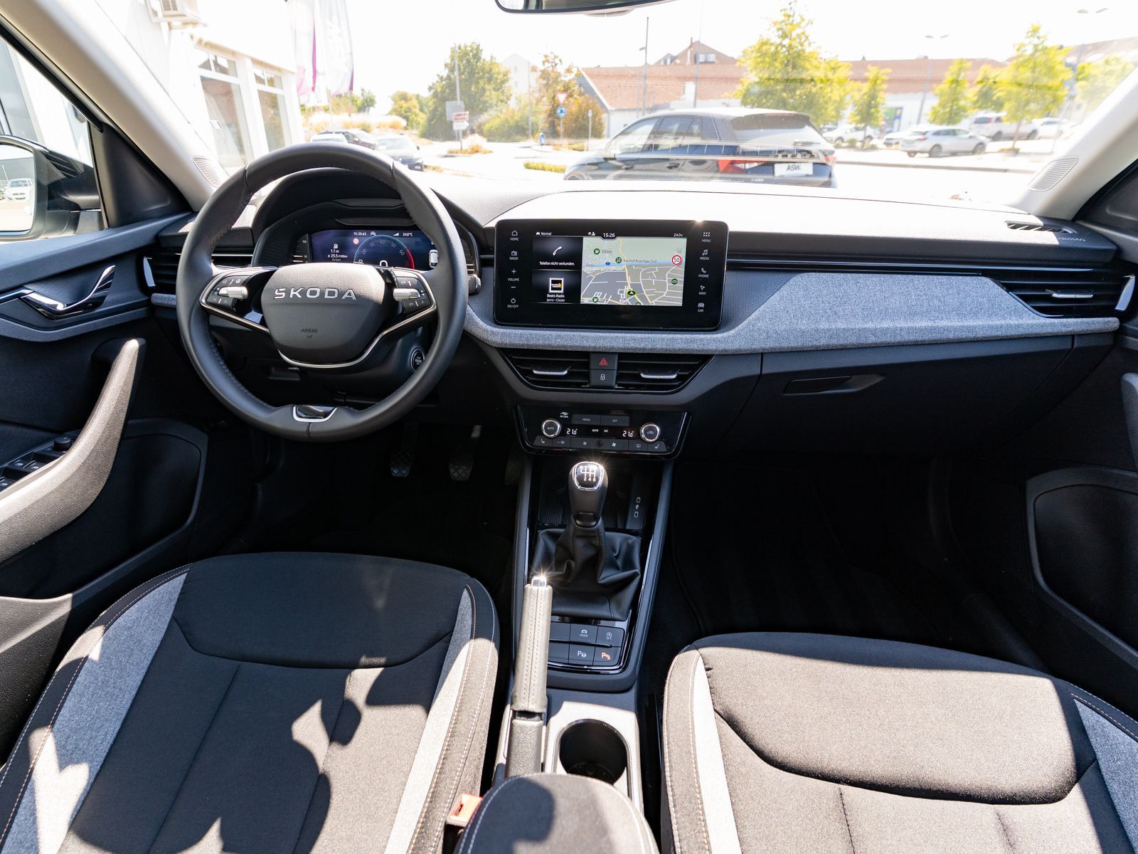 Fahrzeugabbildung SKODA Scala Tour 1.5TSI 6-Gang LED Navi RFK PDC SHZ