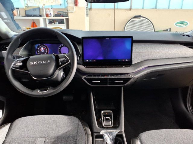 Fahrzeugabbildung SKODA Octavia Combi Tour 2.0 TDI DSG LED Navi 360° ACC