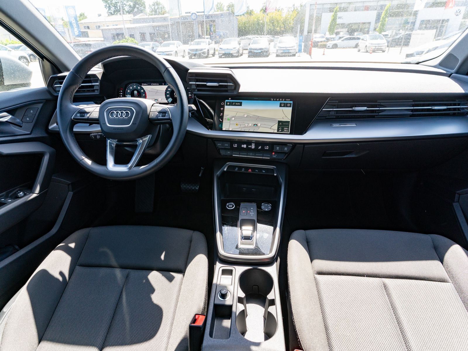 Fahrzeugabbildung Audi A3 Sportback 30TFSI S tronic Navi LED ACC PDC VC