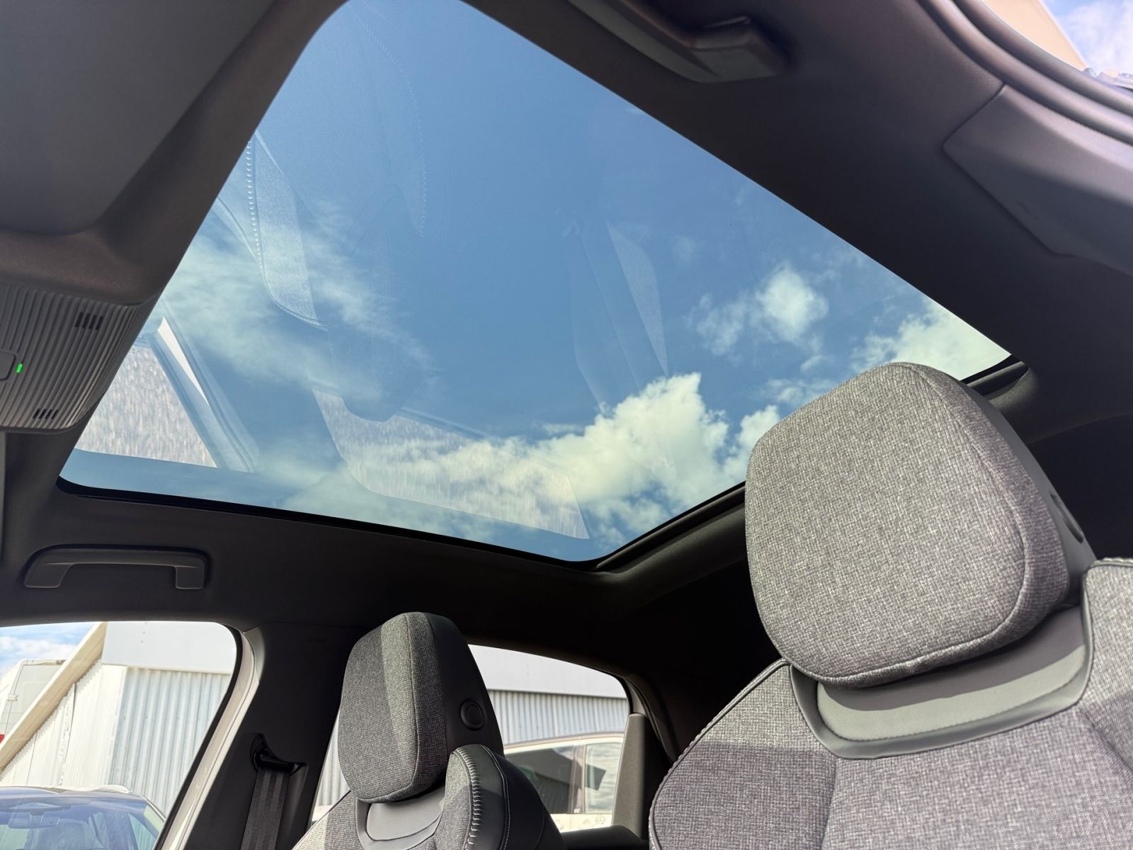 Fahrzeugabbildung Volkswagen ID. Polo Style 155 kW / 52 kWh AHK 360°-Kamera