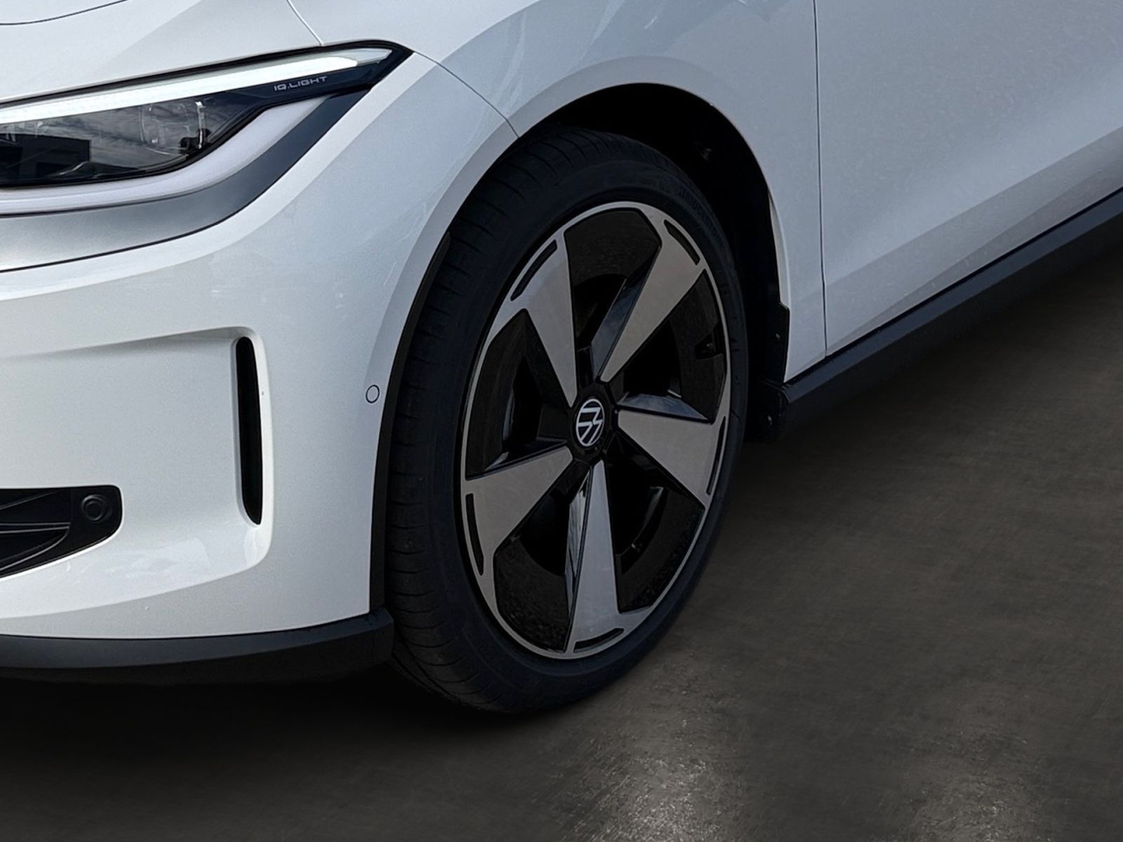 Fahrzeugabbildung Volkswagen ID. Polo Style 155 kW / 52 kWh AHK 360°-Kamera