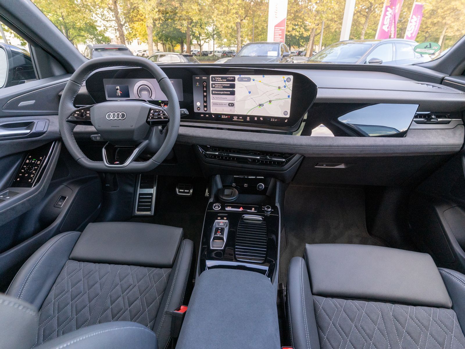Fahrzeugabbildung Audi Q6 SUV e-tron performance PANO Anhängerkupplung