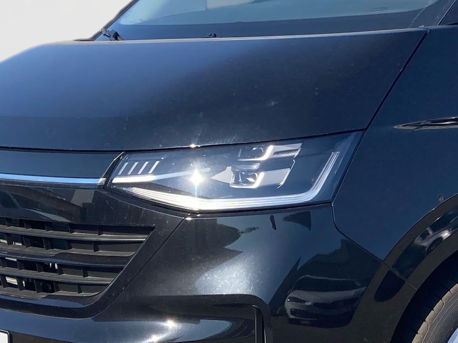 Fahrzeugabbildung Volkswagen Caravelle Style 2.0 TDI 4MOT. AHK NAVI 8-Sitzer
