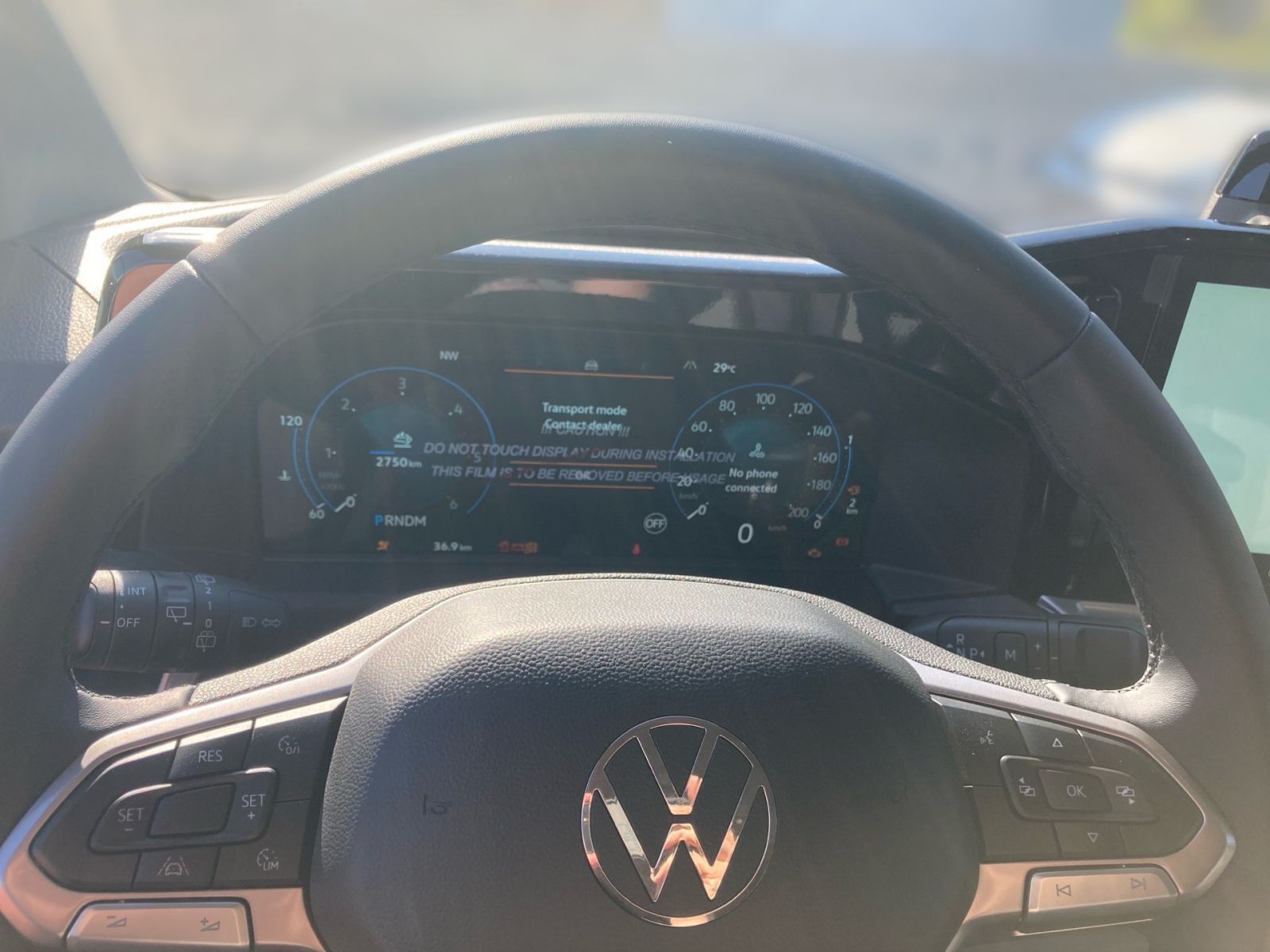 Fahrzeugabbildung Volkswagen Caravelle Style 2.0 TDI 4MOT. AHK NAVI 8-Sitzer