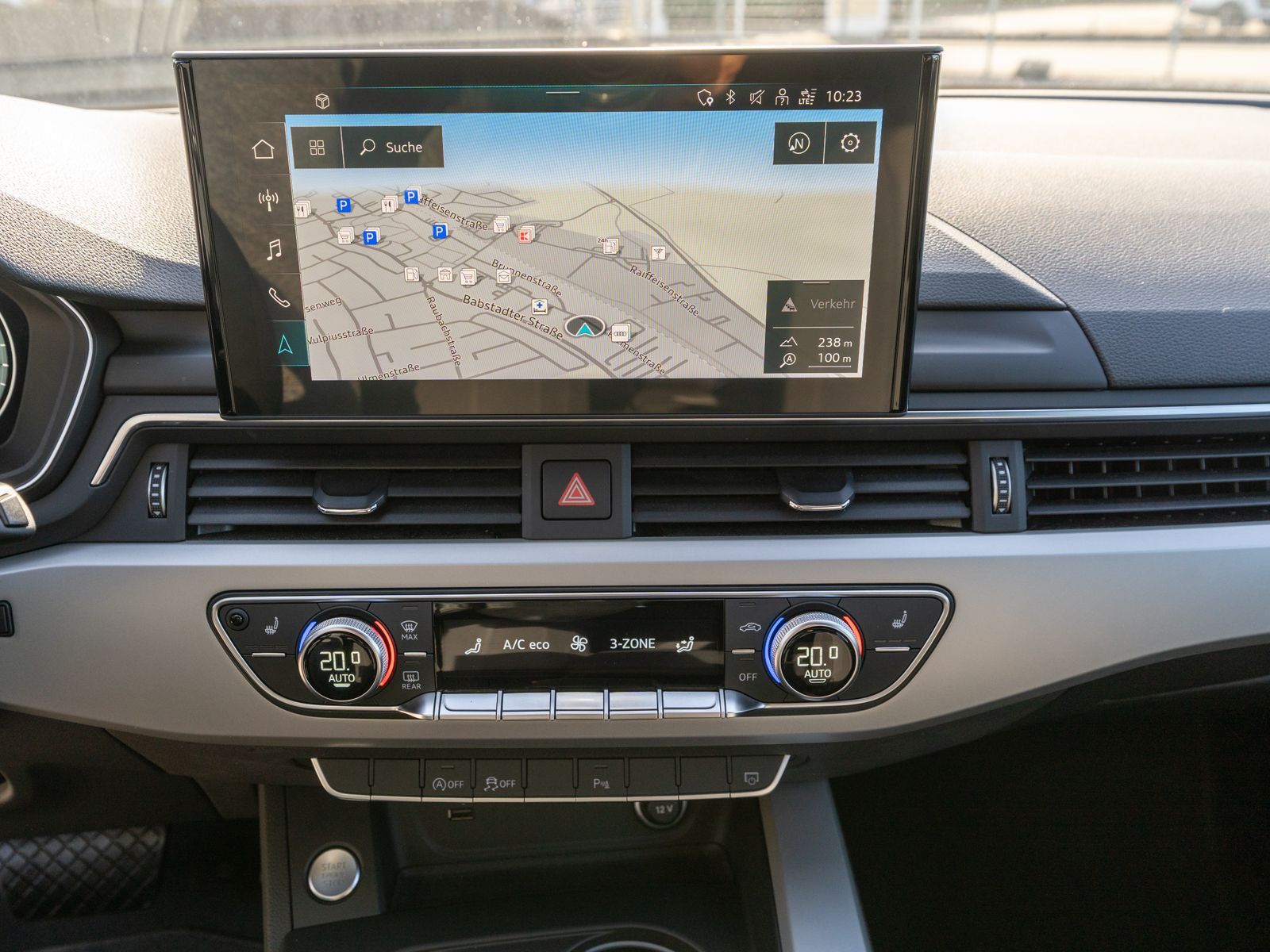 Fahrzeugabbildung Audi A4 Avant S line 35TDI Stronic NAVI LED ACC PDC