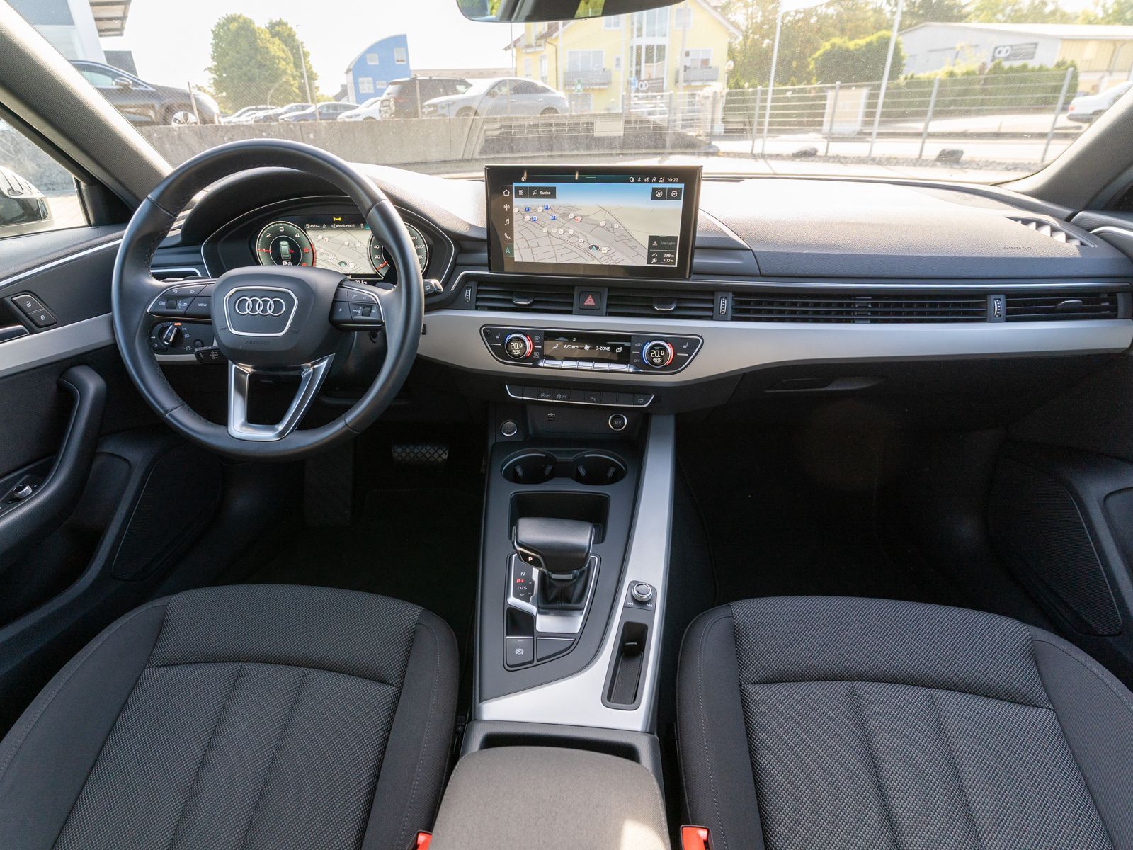 Fahrzeugabbildung Audi A4 Avant S line 35TDI Stronic NAVI LED ACC PDC