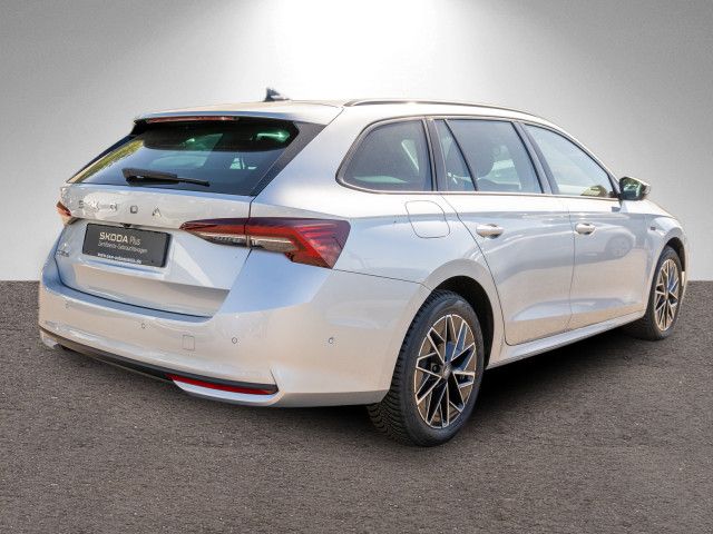 Fahrzeugabbildung SKODA Octavia Combi Selection 2.0TDI HUD PANO 360° SHZ