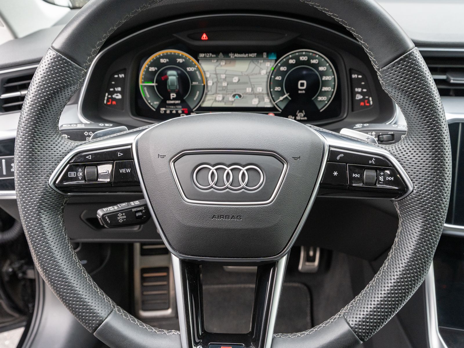 Fahrzeugabbildung Audi A6 Avant S line 55TFSI e quattr NAVI MATRIX 360°