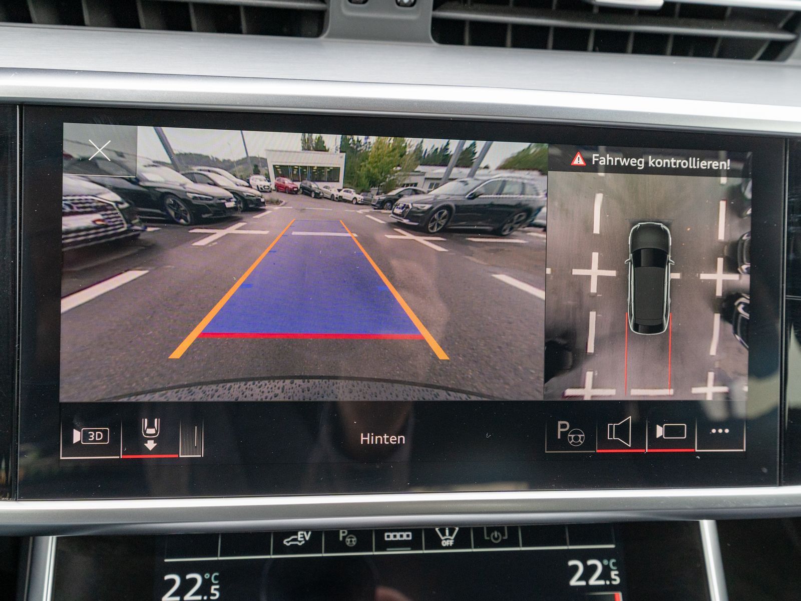 Fahrzeugabbildung Audi A6 Avant S line 55TFSI e quattr NAVI MATRIX 360°