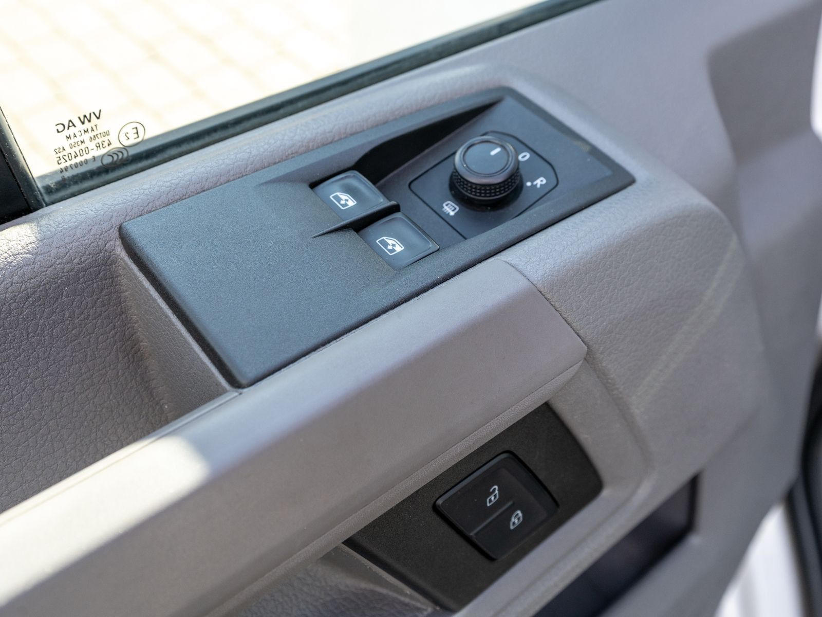 Fahrzeugabbildung Volkswagen Crafter 35 Kasten 2.0 TDI PDC v/h KLIMA STDHZ