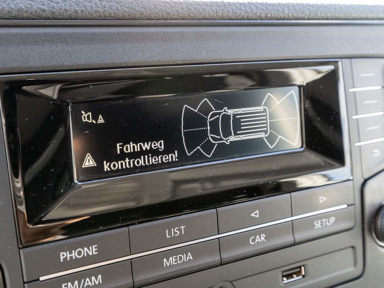 Fahrzeugabbildung Volkswagen Crafter 35 Kasten 2.0 TDI PDC v/h KLIMA STDHZ