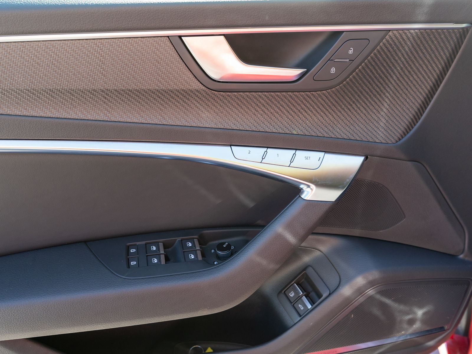 Fahrzeugabbildung Audi A6 Avant S line 55TFSI e quattr NAVI MATRIX PANO
