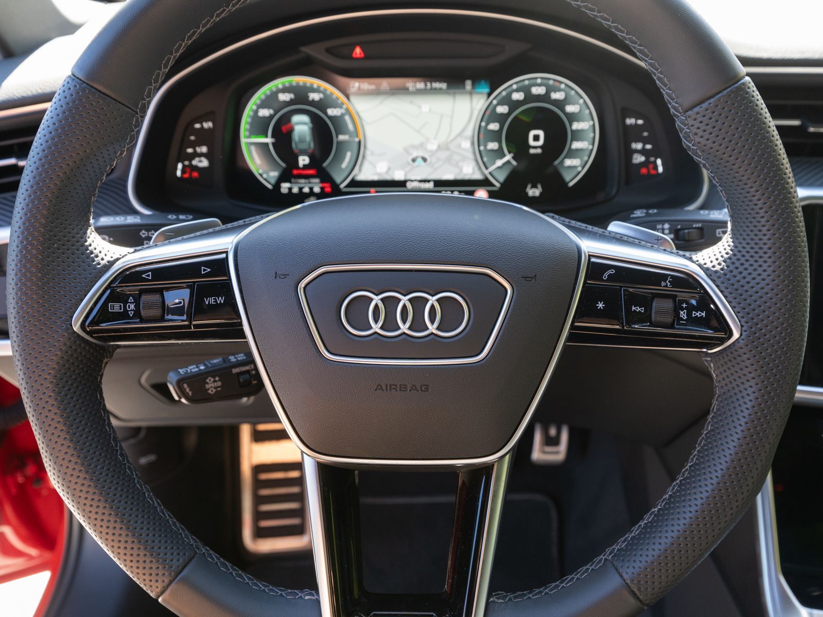 Fahrzeugabbildung Audi A6 Avant S line 55TFSI e quattr NAVI MATRIX PANO