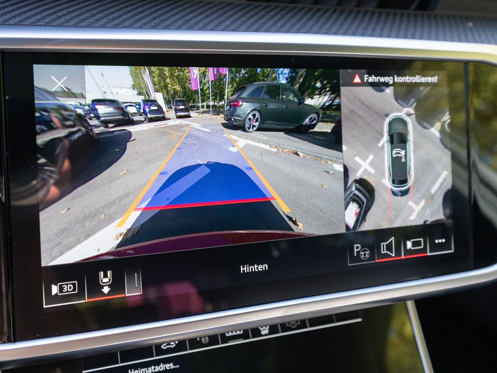 Fahrzeugabbildung Audi A6 Avant S line 55TFSI e quattr NAVI MATRIX PANO