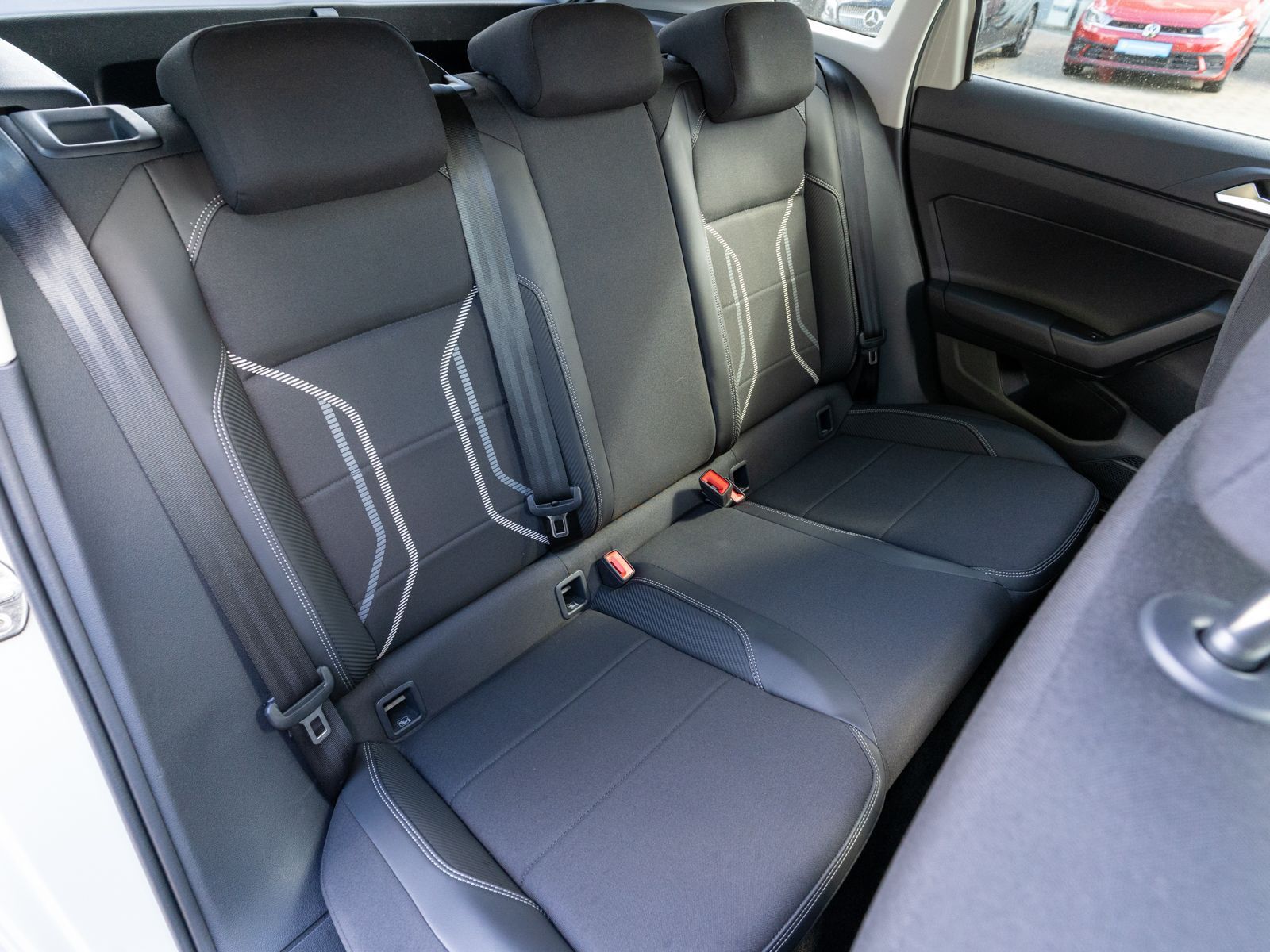 Fahrzeugabbildung Volkswagen Taigo 1.0 TSI DSG Style NAVI MATRIX KLIMA CARPLA