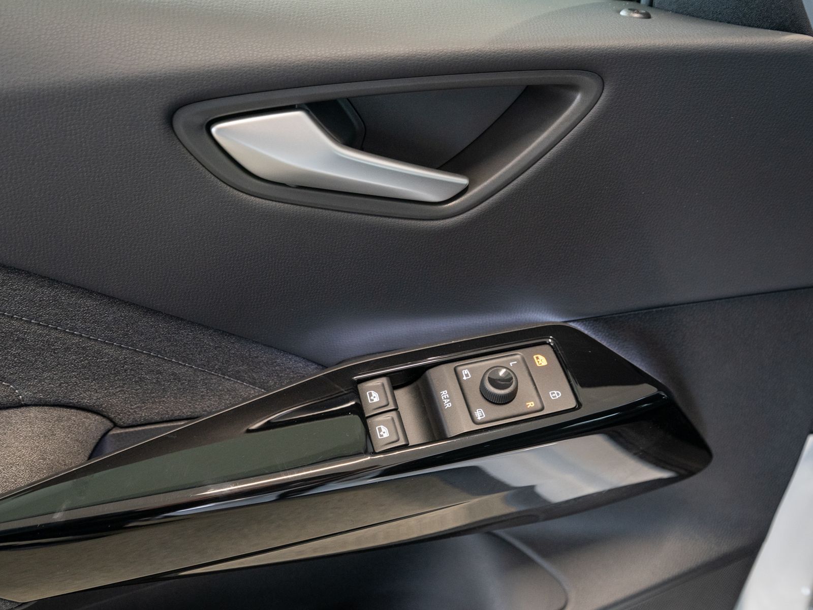 Fahrzeugabbildung Volkswagen ID.3 Pro S Energy LED Navi AHK RFK WÄPU SHZ ACC