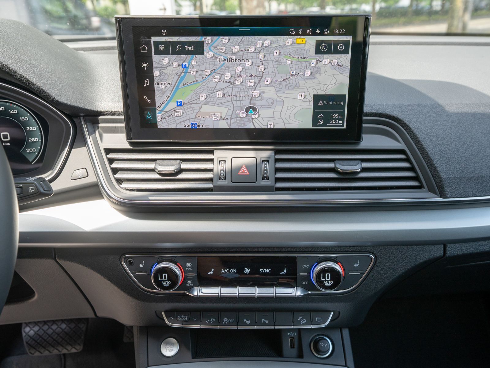 Fahrzeugabbildung Audi Q5 Sportback S line 55 TFSI e Stron LED 360° AHK