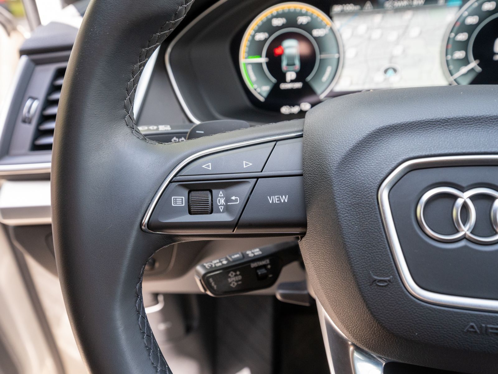 Fahrzeugabbildung Audi Q5 Sportback S line 55 TFSI e Stron LED 360° AHK