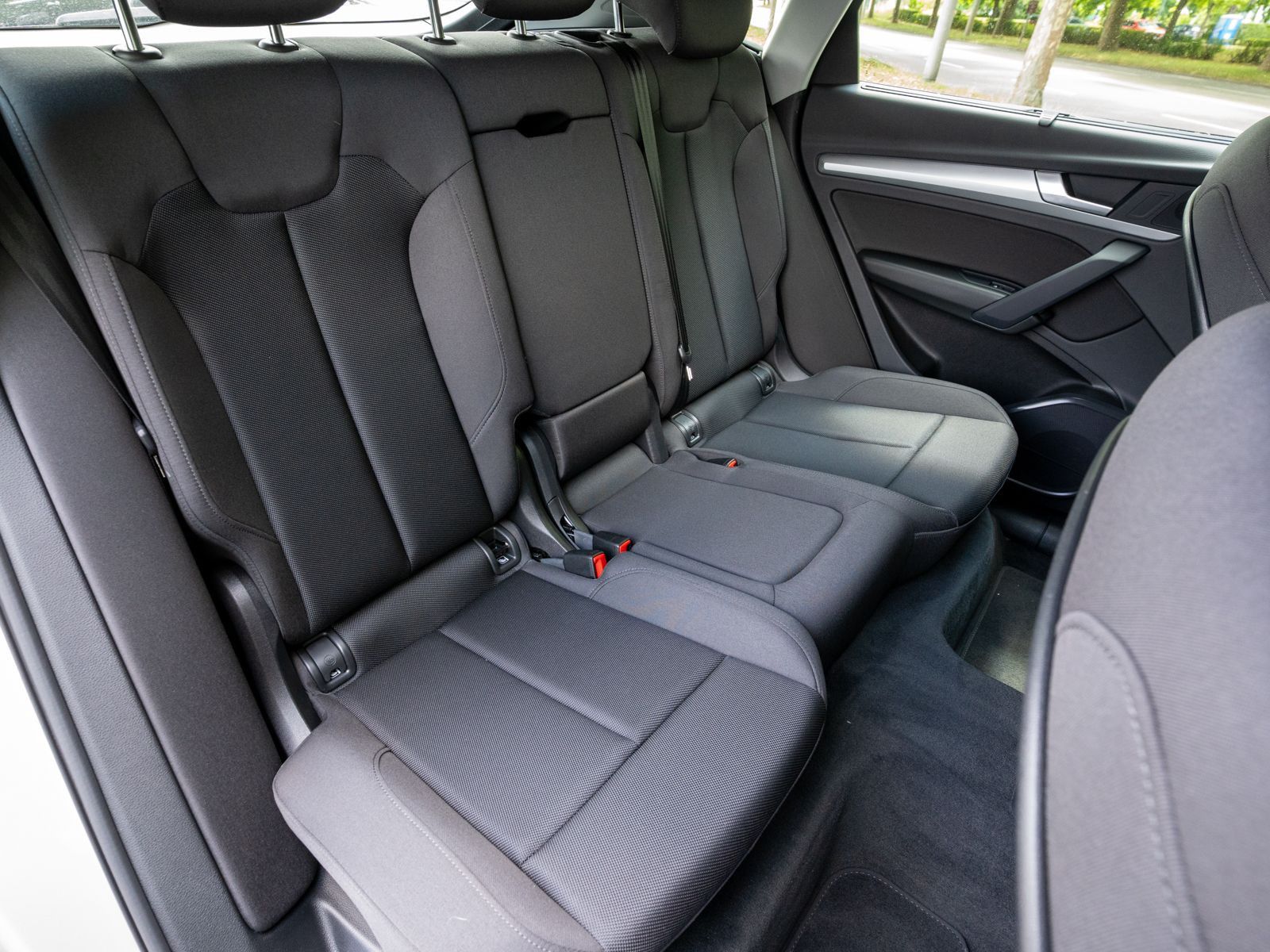 Fahrzeugabbildung Audi Q5 Sportback S line 55 TFSI e Stron LED 360° AHK