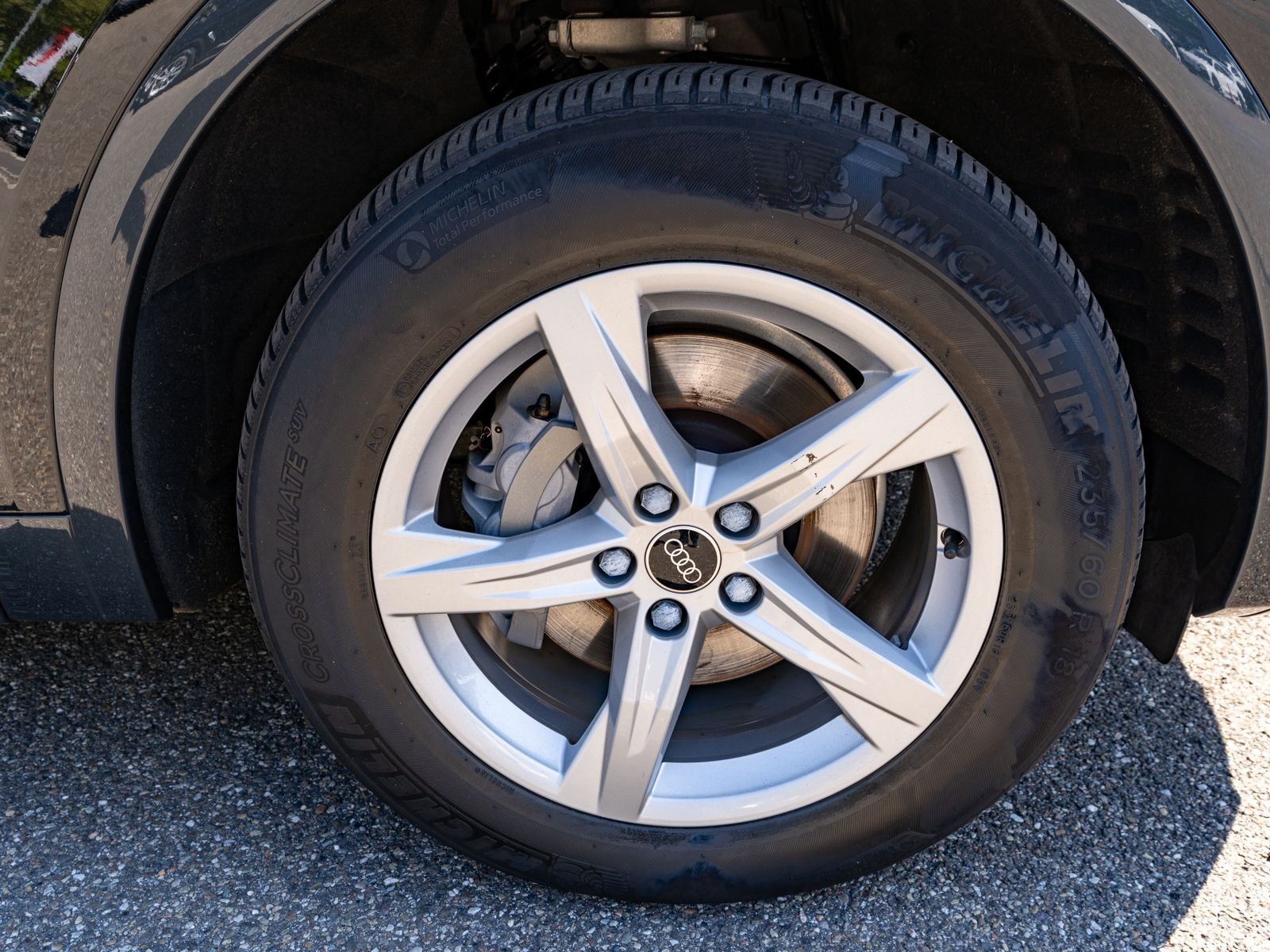 Fahrzeugabbildung Audi Q5 Sportback advanced 40TDI quattro LED NAVI RFK
