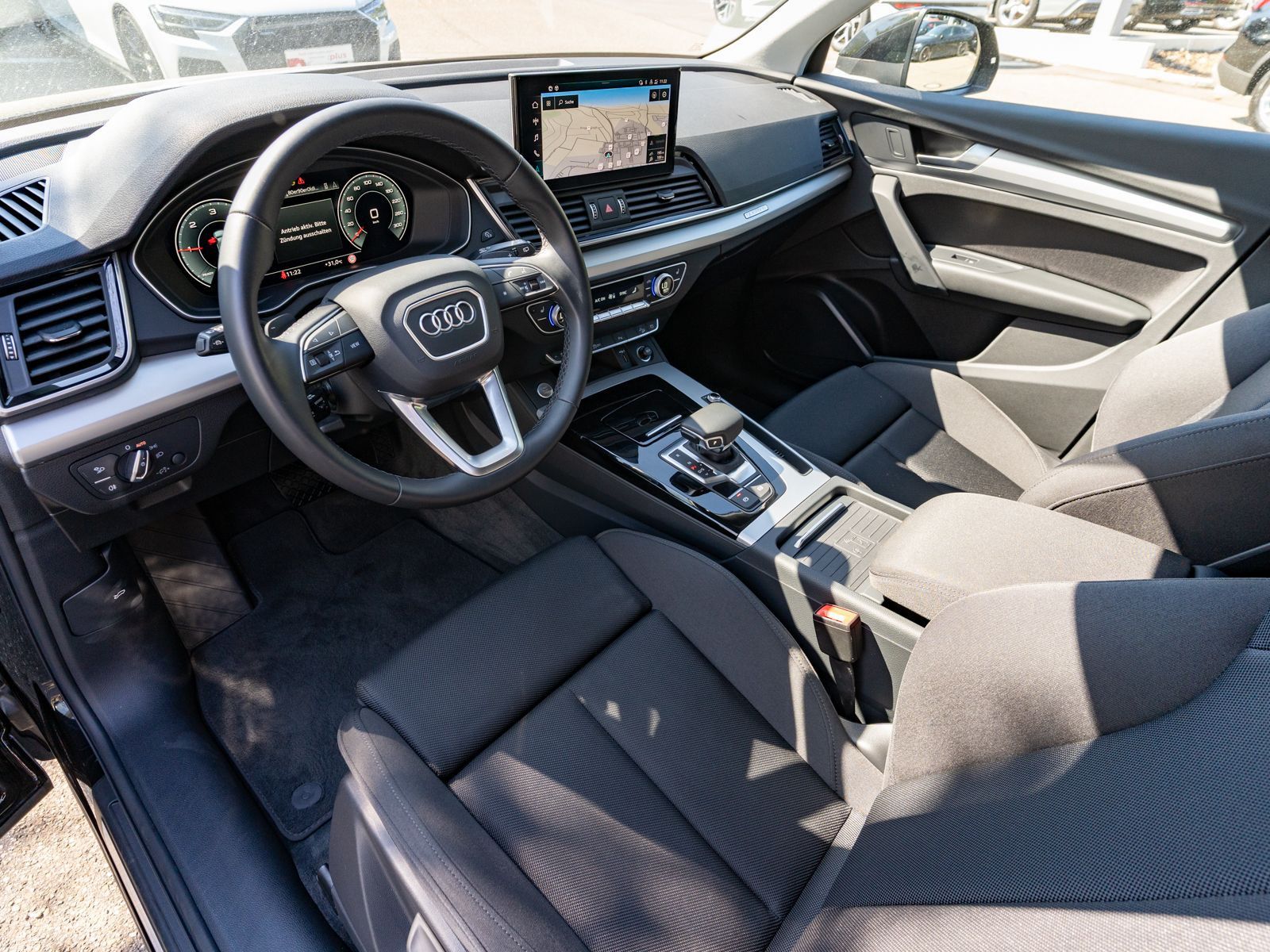 Fahrzeugabbildung Audi Q5 Sportback advanced 40TDI quattro LED NAVI RFK