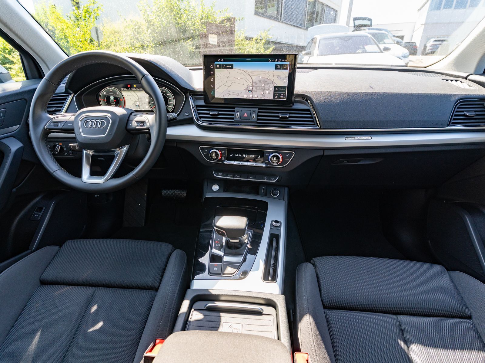 Fahrzeugabbildung Audi Q5 Sportback advanced 40TDI quattro LED NAVI RFK