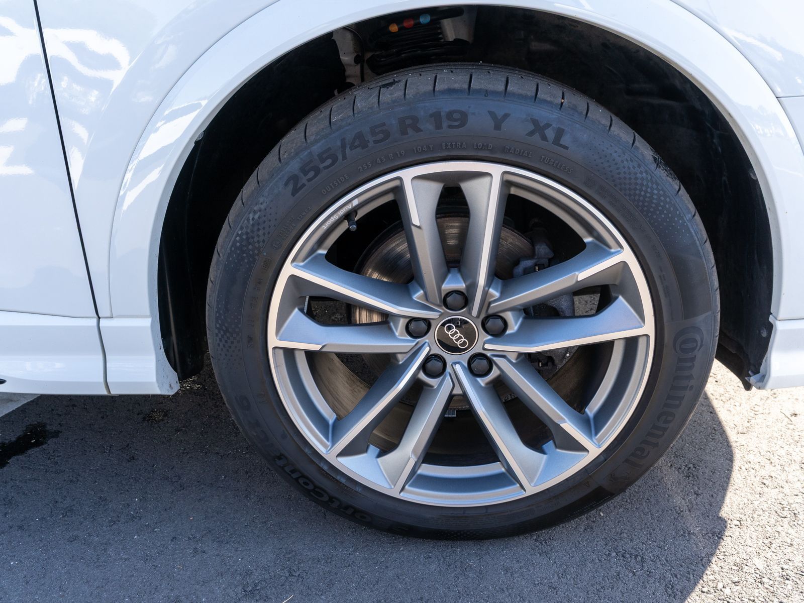 Fahrzeugabbildung Audi Q3 S line 35TDI quattro Stronic NAVI LED RFK VC