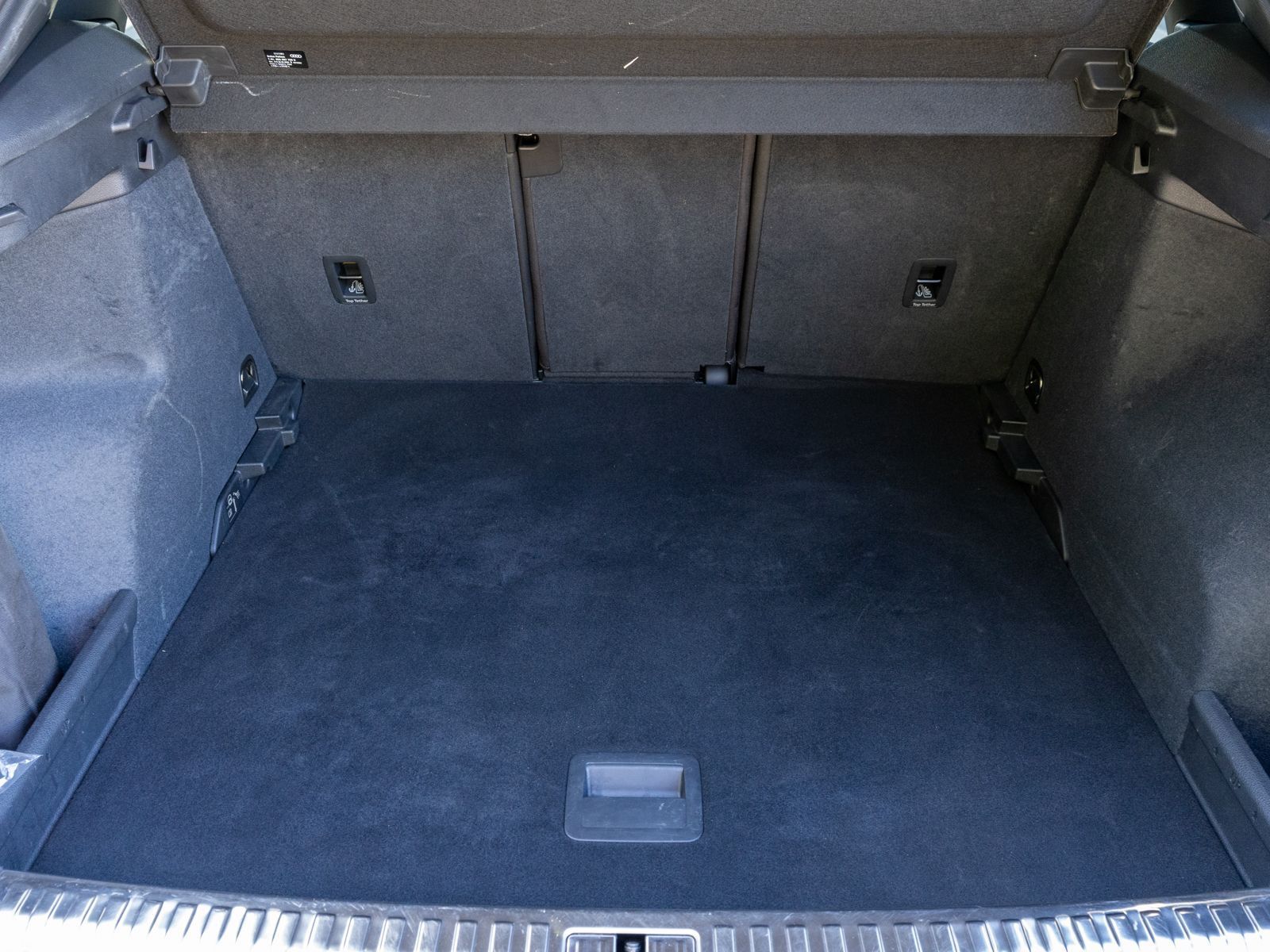 Fahrzeugabbildung Audi Q3 S line 35TDI quattro Stronic NAVI LED RFK VC