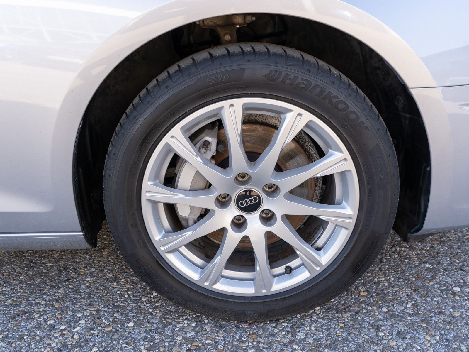 Fahrzeugabbildung Audi A4 Avant 40TDI NAVI MATRIX RFK AHK SHZ PDC ACC