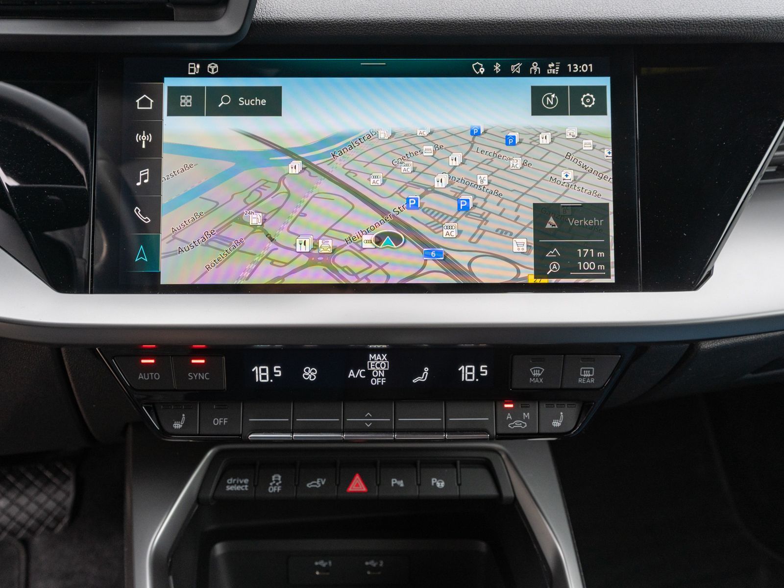 Fahrzeugabbildung Audi A3 Sportback advanced 40 TFSI e LED NAVI SHZ VC